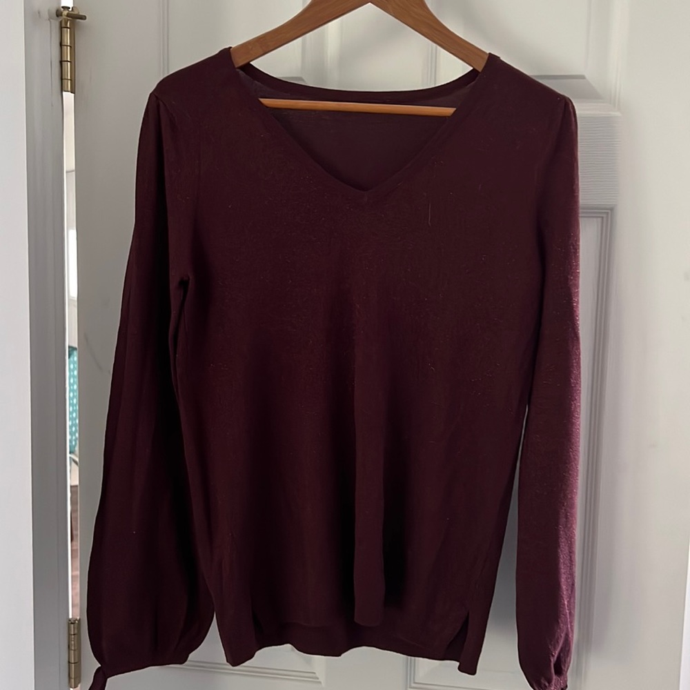 Light weight burgundy sweater/shirt with sparkles